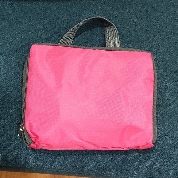 Pink Lightweight Travel/Foldable Backpack - Picture 1 of 11